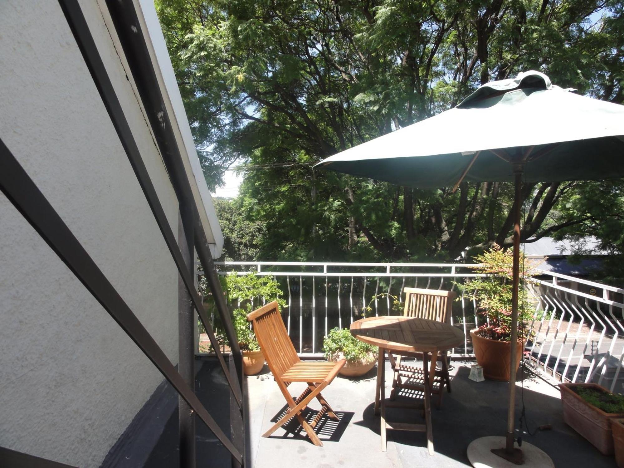 Melville Turret Guesthouse Johannesburg Exterior foto